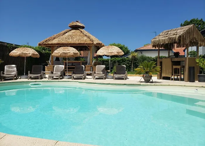 Zure Ondoan - Et Piscine Chauffee