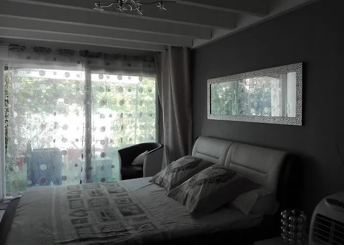 Zure Ondoan - Et Piscine Chauffee Apartment *